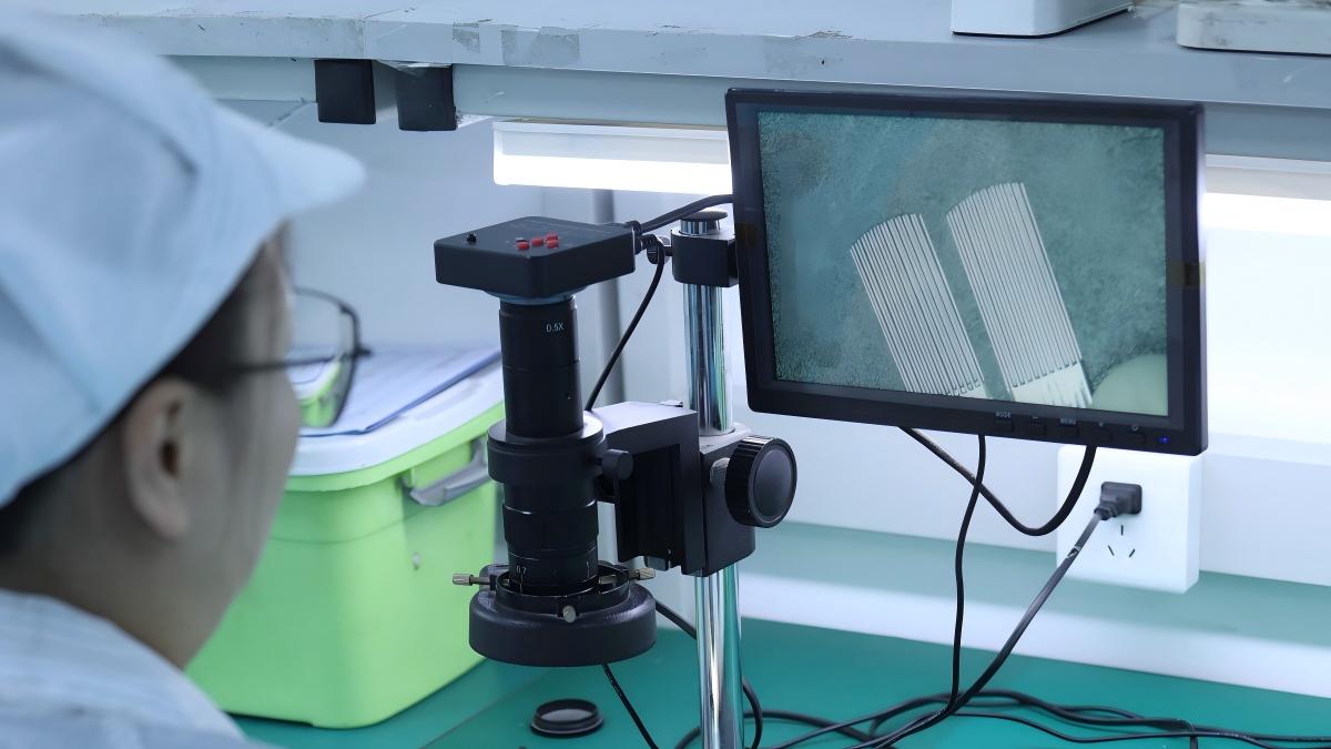 creditechmed-Quality inspection of tattoo cartridge needles using a digital microscope